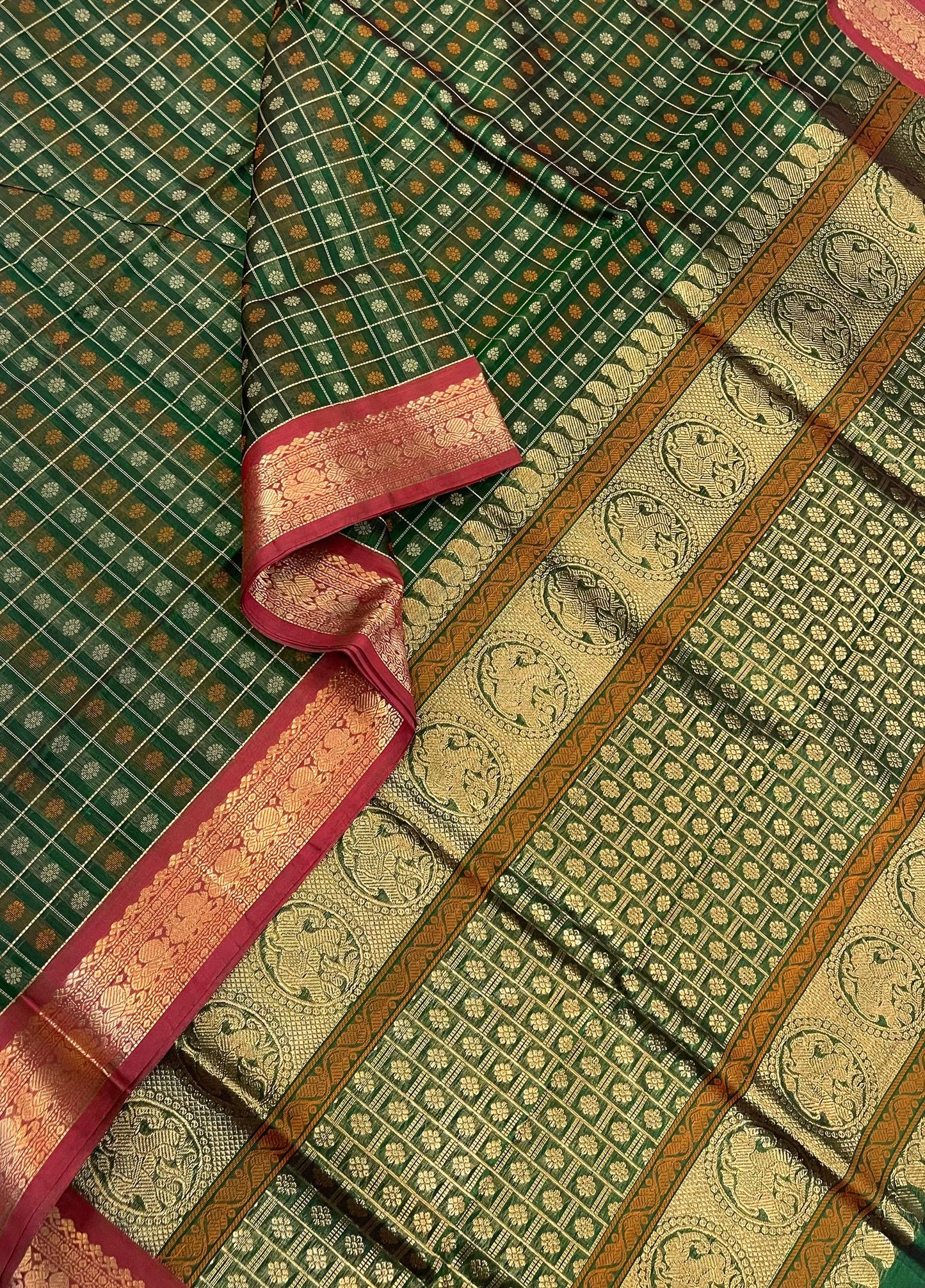 Kanchi Silk Cotton Sarees | 1000 kamalam butta |  green x red zari border