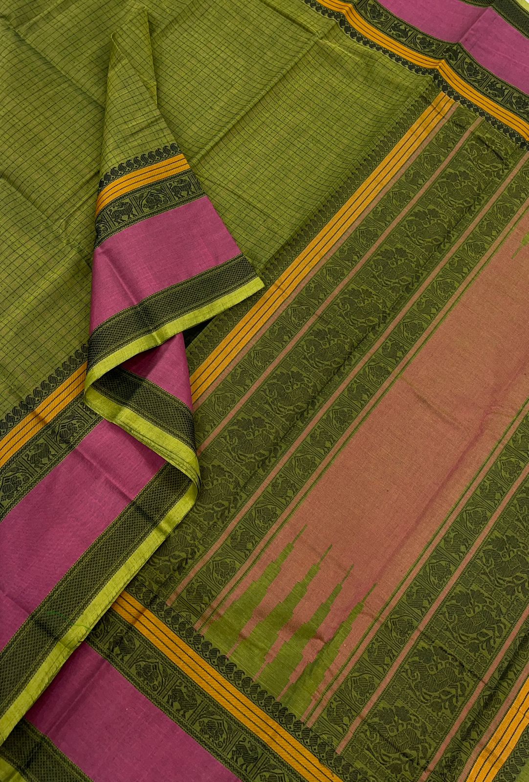 Pure Handloom Kanchi rich Cotton Saree | rettaipet X 1000 BUTTA | green X pink