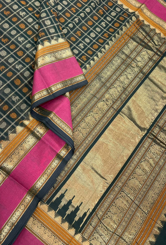 Pure Handloom Kanchi rich Cotton Saree | 1000 butta X Zari | bottle green X pink