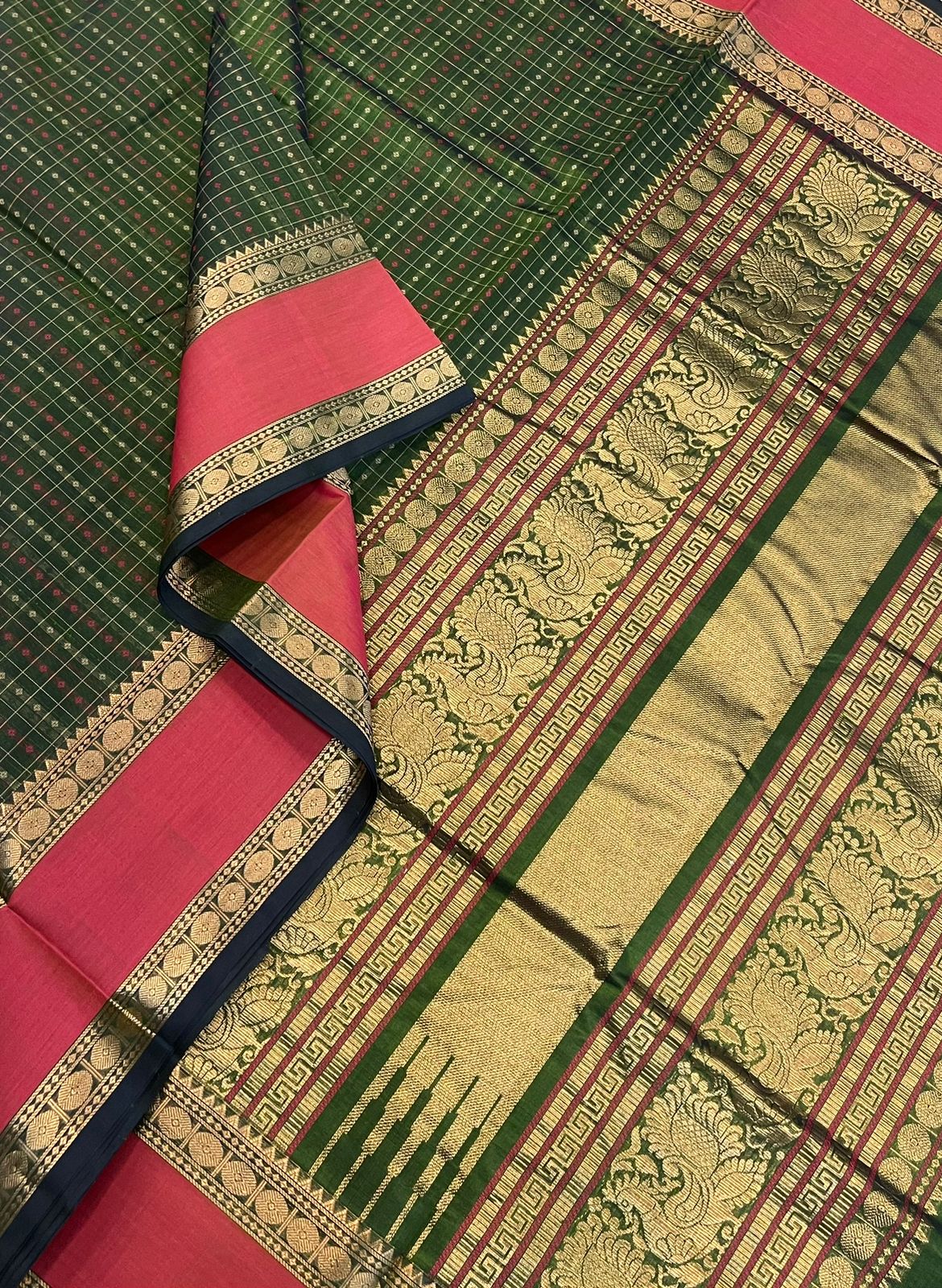 Kanchi Silk Cotton Sarees | 1000 butta X Lakshadeepam | Bottle green X cherry pink