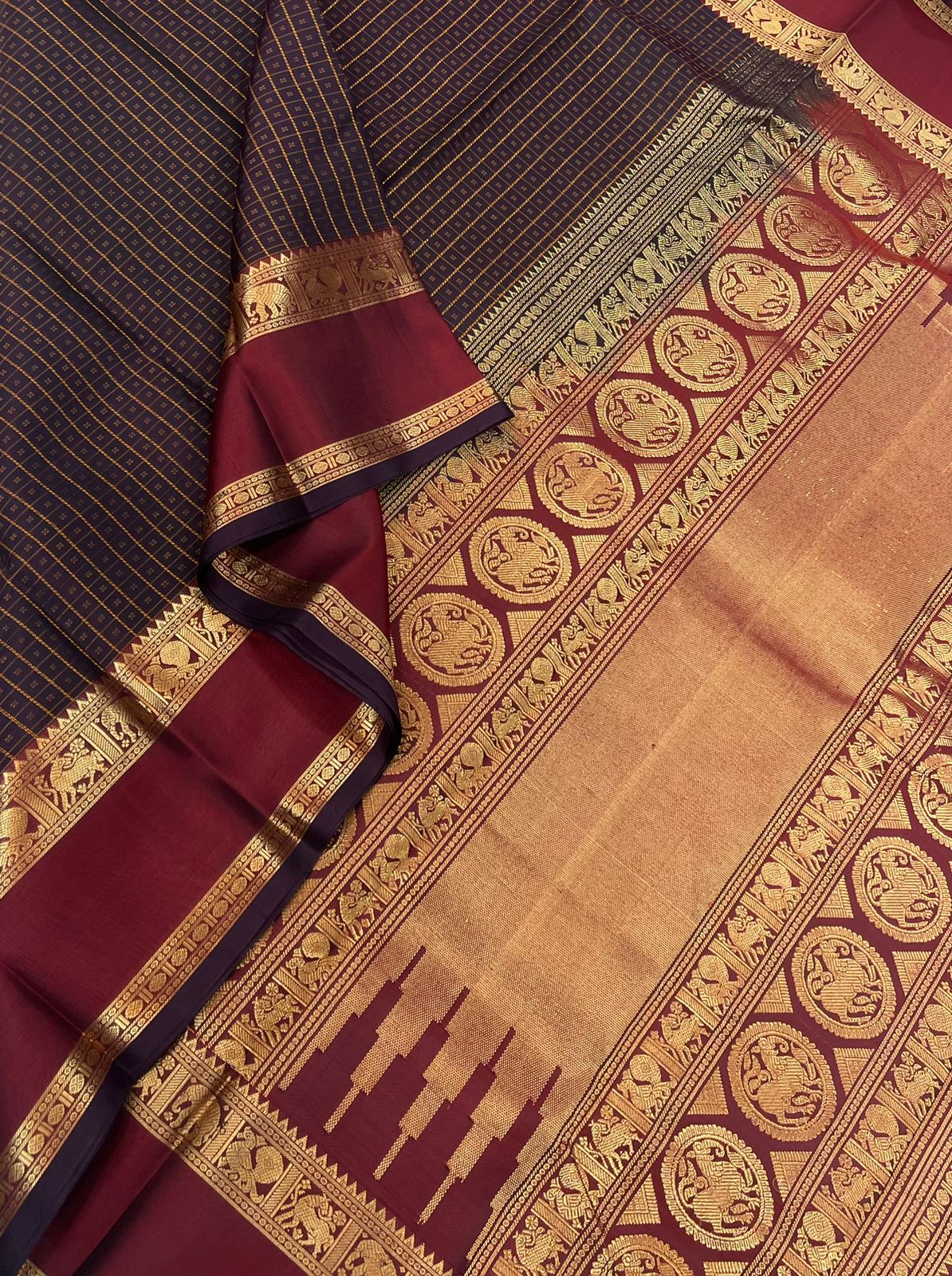 Pure Kanjivarams|1000 butta Lakshadeepam | deep coffee brown  x Aaraku | 4ply Master weave